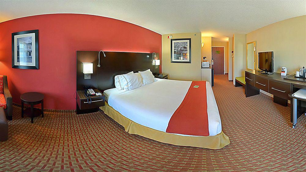 Holiday Inn Express Athens By Ihg Dış mekan fotoğraf