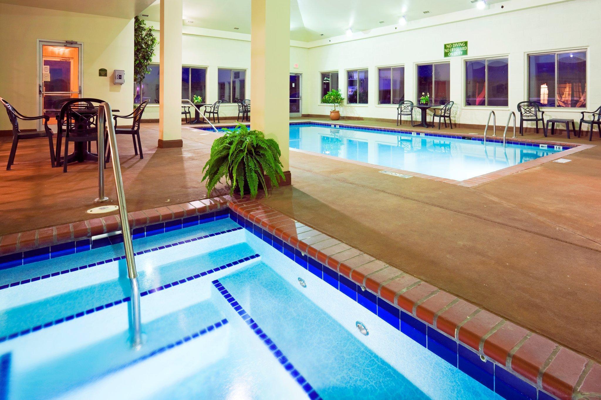 Holiday Inn Express Athens By Ihg Dış mekan fotoğraf