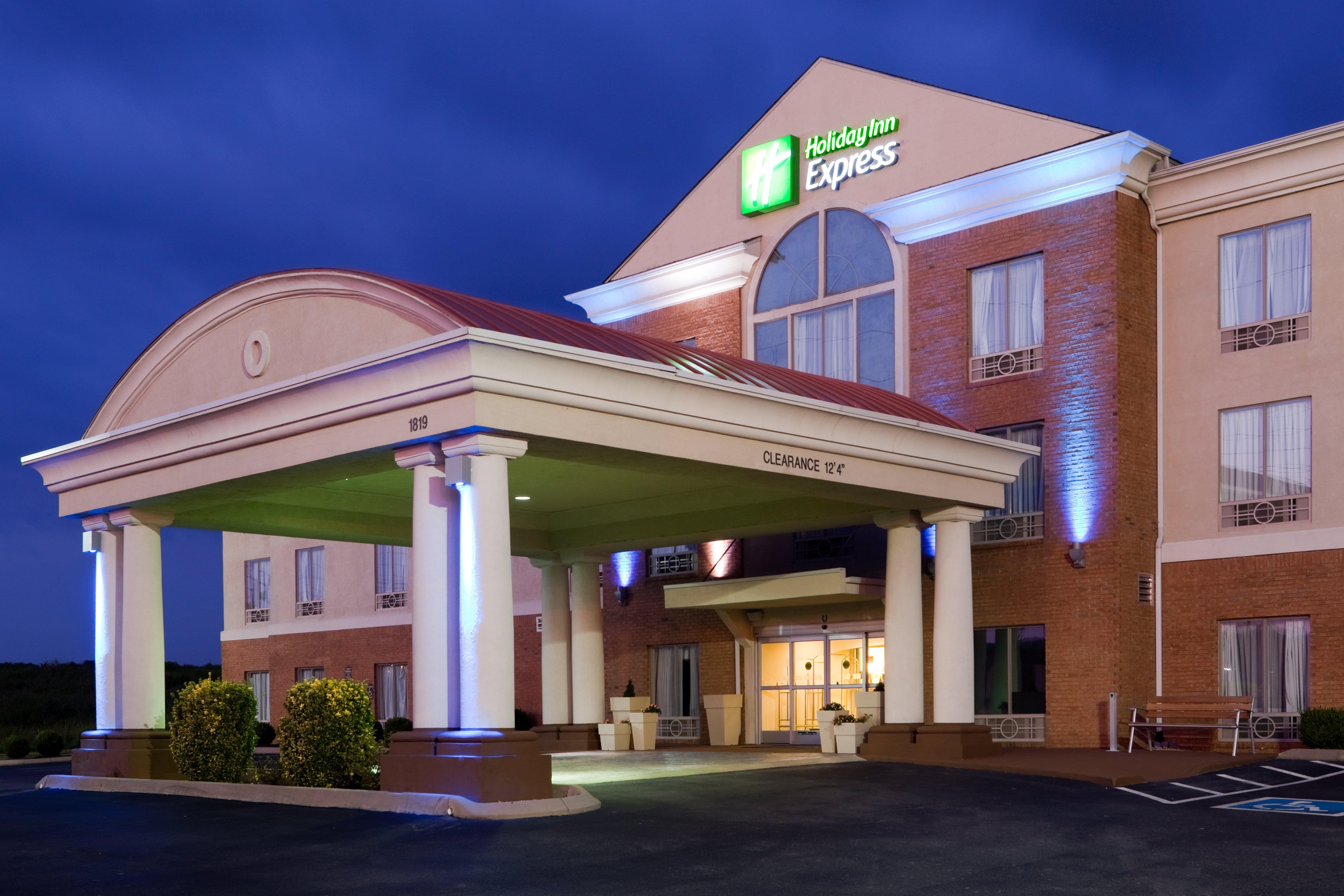 Holiday Inn Express Athens By Ihg Dış mekan fotoğraf